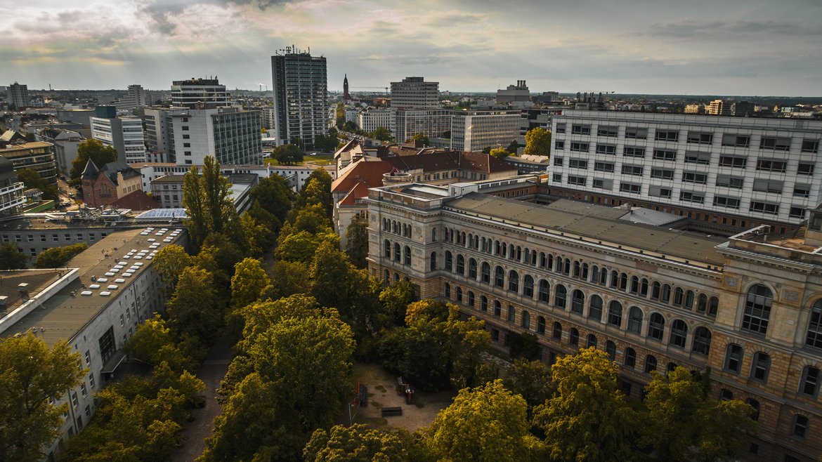 TU Berlin Hauptgebäude aus der Vogelperspektive
